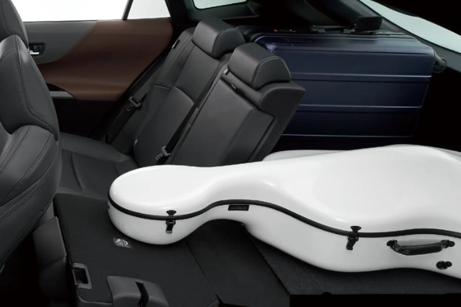 Toyota Harrier Hybrid1